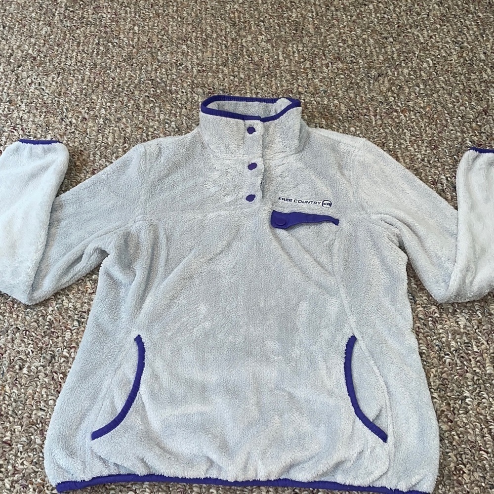 Womens Free Country Sweater